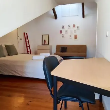 Apartamento No Chiado Apartamento *